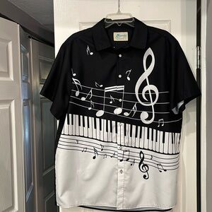 Men’s Hawaiian Shirt with Piano Keys and Musical Notes. XL Excellent condition